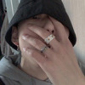 GD Quan Zhilong The same daisy ring male Kore